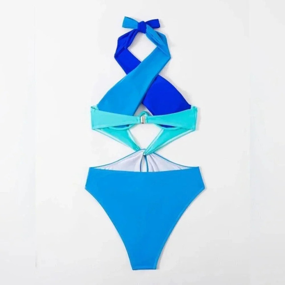 Shein Swimsuit Monokini - Picture 2 of 10